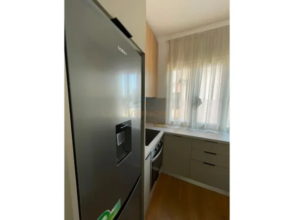 Tirane, jepet me qera apartament 2+1 Kati 4, 81 m² 730 € (Medreseja,Rruga e Dibres)