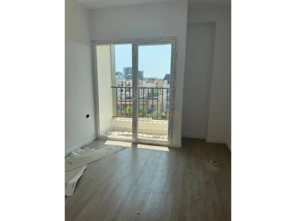 Tirane, shitet apartament 1+1 Kati 2, 62 m² 162.000 € (Prane shkolles Osman Mydeziri)