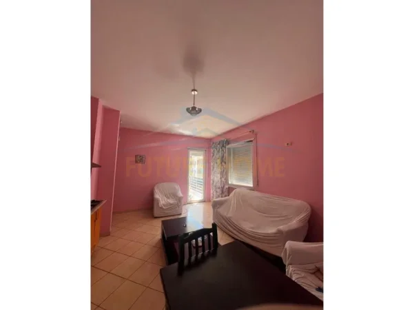Tirane, jepet me qera apartament 2+1 Kati 2, 88 m² (Fresk)