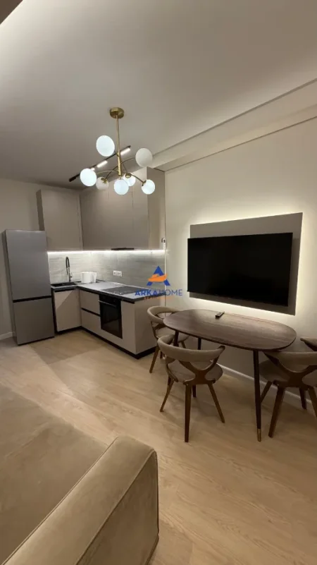 Tirane, jepet me qera apartament 1+1+Ballkon Kati 2, 45 m² 536 € 