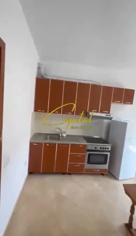Tirane, jepet me qera apartament 2+1 Kati 3, 70 m² 500 € (LIQENI I THATE)
