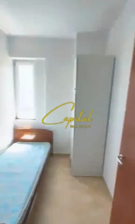 Tirane, jepet me qera apartament 2+1 Kati 3, 70 m² 500 € (LIQENI I THATE)