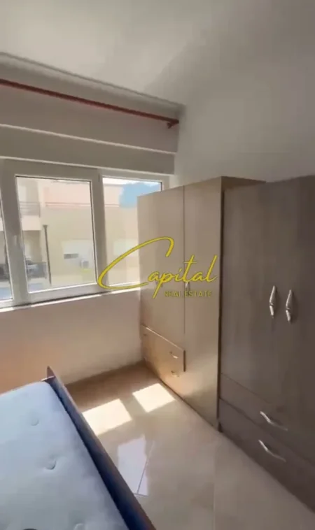 Tirane, jepet me qera apartament 2+1 Kati 3, 70 m² 500 € (LIQENI I THATE)
