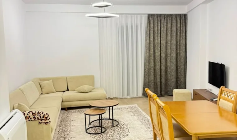 Tirane, jepet me qera apartament 1+1 Kati 9, 60 m² 450 € 
