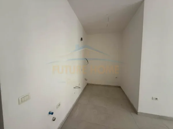 Tirane, shitet apartament 1+1 Kati 3, 56 m² 119.000 € (ISH PARKU I AUTOBUSAVE)