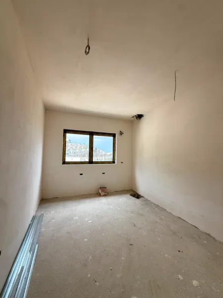 Tirane, shitet apartament duplex Dublex Kati 3, 215 m² 365.600 € (Kodra e Diellit 2)