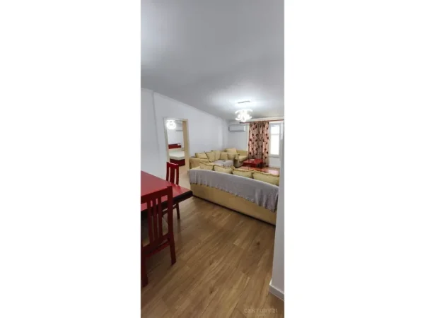 Tirane, jepet me qera apartament 2+1 Kati 5, 82 m² 600 € (Kodra e Diellit)
