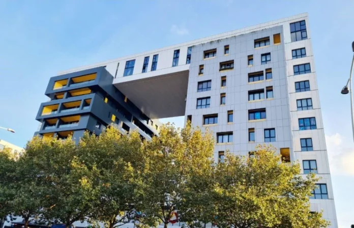 Tirane, shitet apartament 1+1 Kati 7, 67 m² 202.000 € (SQUARE 21)