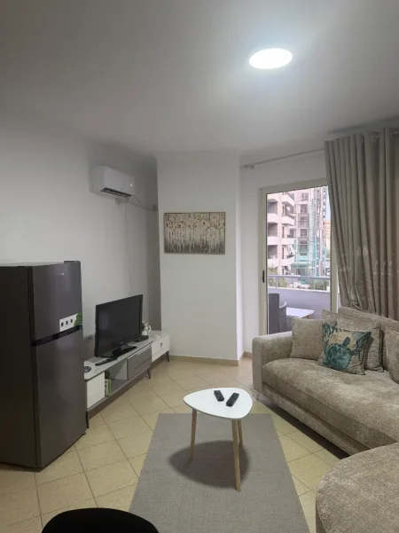 Tirane, jepet me qera apartament 1+1+Ballkon Kati 3, 60.000 € (Fillimi i Bulevardit te Ri)