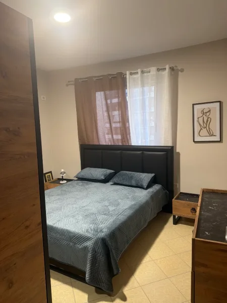 Tirane, jepet me qera apartament 1+1+Ballkon Kati 3, 60.000 € (Fillimi i Bulevardit te Ri)