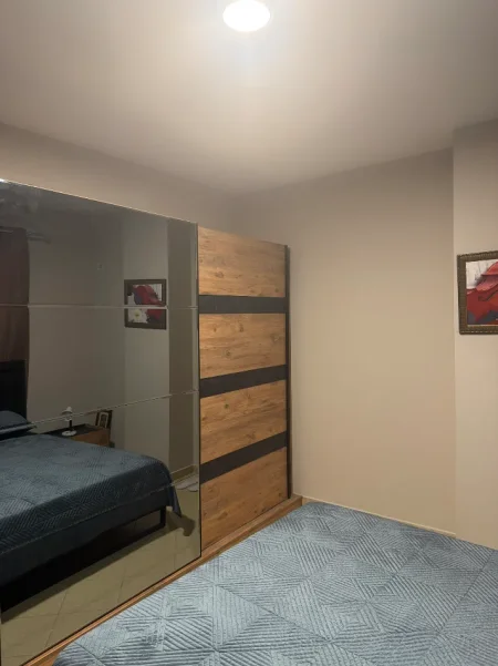 Tirane, jepet me qera apartament 1+1+Ballkon Kati 3, 60.000 € (Fillimi i Bulevardit te Ri)