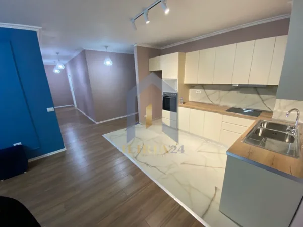 Tirane, shitet apartament 2+1+Ballkon Kati 5, 94 m² 175.000 € (Apartament 2+1 në shitje Don Bosko)