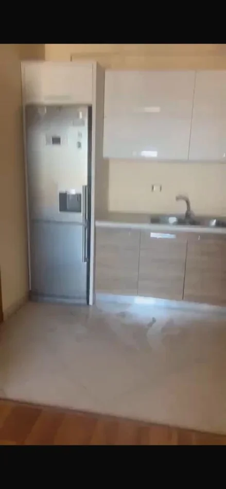 Tirane, jepet me qera apartament 2+1 Kati 8, 115 m² 550 € (Astir)