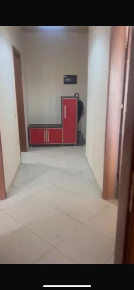 Tirane, jepet me qera apartament 2+1 Kati 8, 115 m² 550 € (Astir)