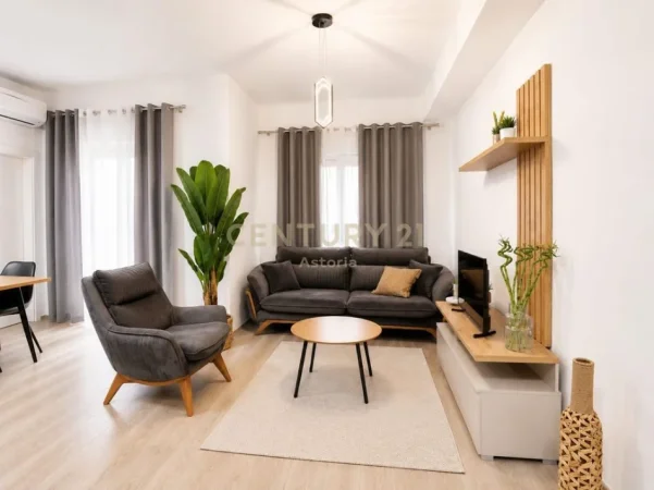 Tirane, jepet me qera apartament 1+1 Kati 6, 52 m² 550 € (ali demi)