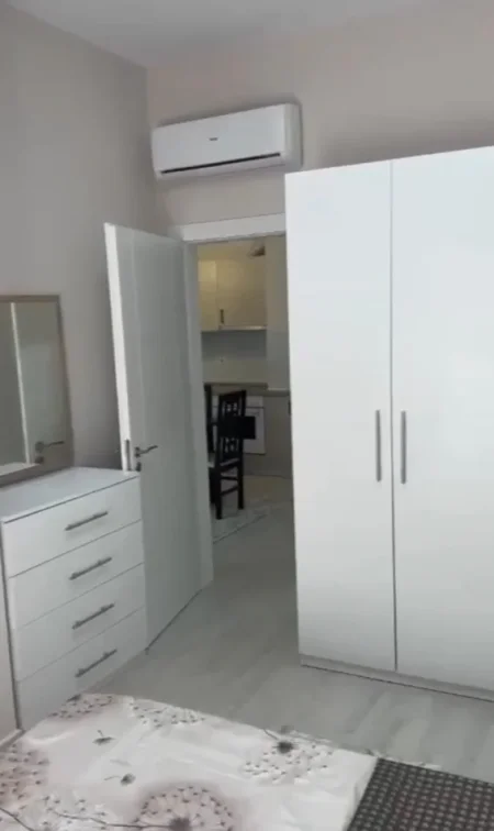 Tirane, jepet me qera apartament 1+1 Kati 1, 74 m² 450 € (ASTIR)