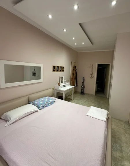 Tirane, shitet apartament 3+1 , 98 m² 150.000 € 