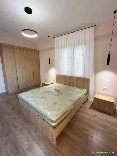 Tirane, jepet me qera apartament 1+1 Kati 3, 65 m² 430 € (Qytet Studenti)