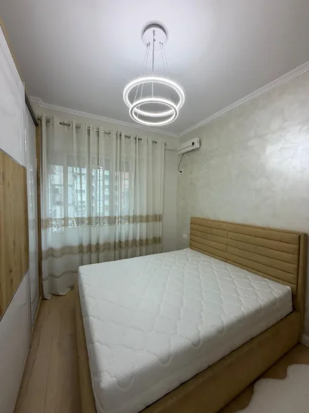 Tirane, shitet apartament 1+1+Ballkon Kati 2, 60 m² (Rr e kavsjes)