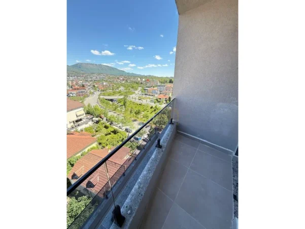 Tirane, shitet 2+1 , 79 m² (Materniteti i ri)