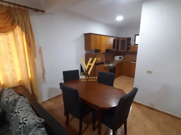 Tirane, jepet me qera apartament 1+1 Kati 1, 80 m² 420 € (5 MAJI)