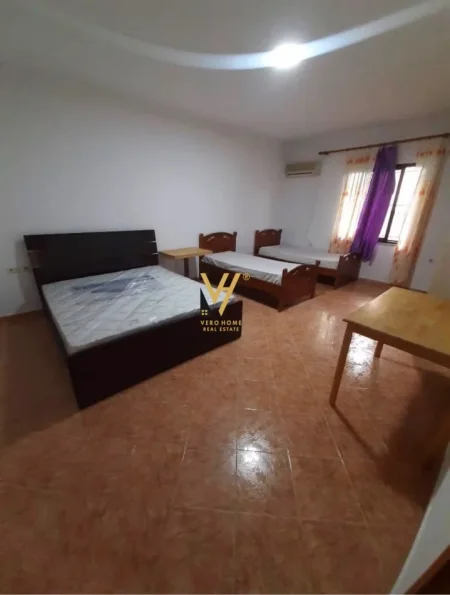 Tirane, jepet me qera apartament 1+1 Kati 1, 80 m² 420 € (5 MAJI)