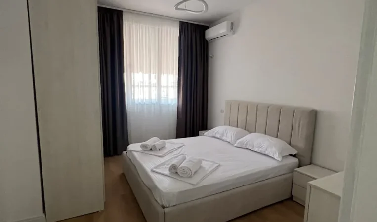 Tirane, jepet me qera apartament 1+1 Kati 5, 85 m² 650 € 