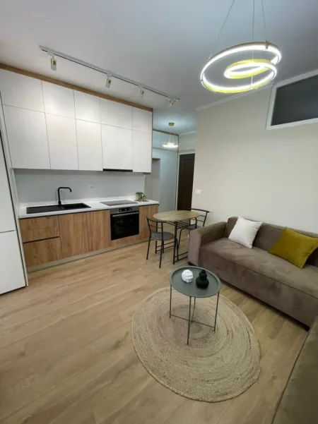 Tirane, jepet me qera apartament 1+1 Kati 5, 65 m² 500 € (ASTIR)