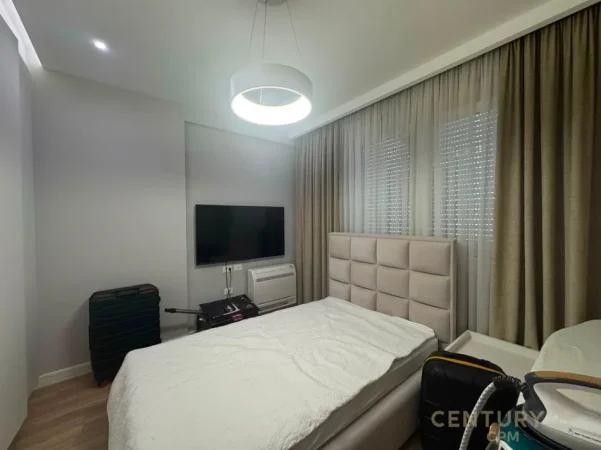 Tirane, shitet apartament 2+1+Ballkon Kati 3, 133 m² 330.000 € (liqeni i thate)