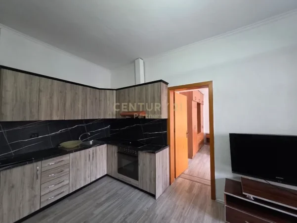 Tirane, shitet apartament 2+1 Kati 8, 72 m² 115.000 € (kombinat)