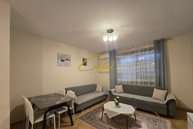 Tirane, jepet me qera apartament 2+1 Kati 5, 105 m² 800 € (RRUGA E KOSOVAREVE)