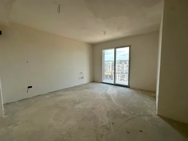 Tirane, shitet apartament 2+1+Ballkon Kati 9, 90 m² 170.000 € (Rruga Andrea Kushi)
