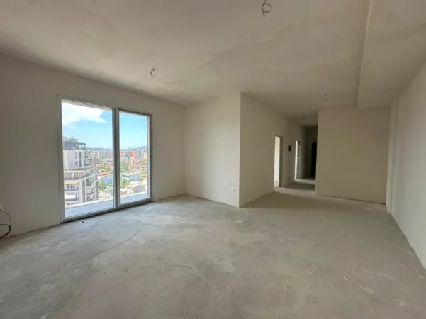Tirane, shitet apartament 2+1+Ballkon Kati 9, 90 m² 170.000 € (Rruga Andrea Kushi)