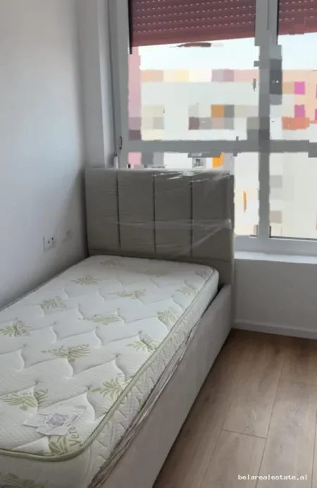 Tirane, jepet me qera apartament 2+1+Ballkon Kati 8, 73 m² 580 € (Ali demi)