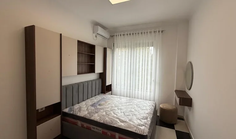 Tirane, jepet me qera apartament 1+1 Kati 2, 60 m² 600 € 