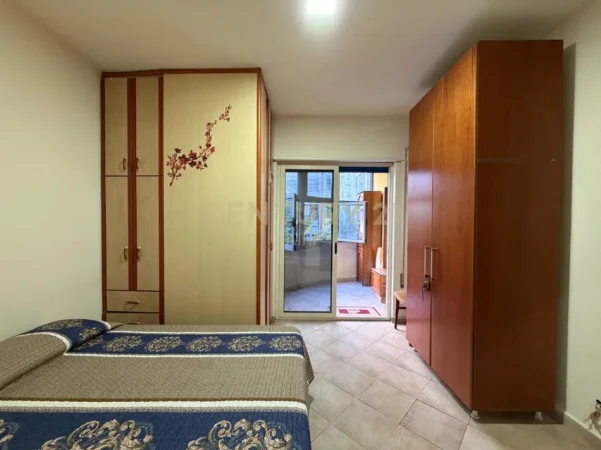 Tirane, shitet apartament 2+1 Kati 1, 97 m² 285.000 € (prane rruge kosovareve)