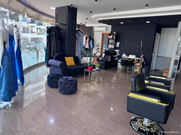 Tirane, jepet me qera dyqan Kati 1, 100 m² 1.500 € (Astir)