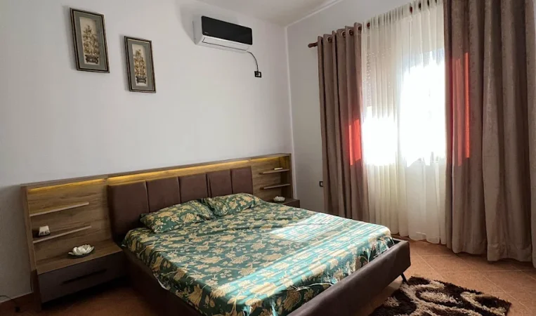 Tirane, jepet me qera apartament 2+1 Kati 2, 90 m² 500 € 