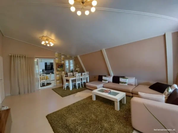 Tirane, jepet me qera apartament 2+1+Ballkon Kati 5, 148 m² 860 € (Fresk)