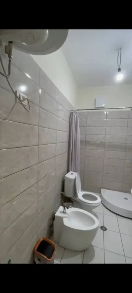 Tirane, shitet apartament 1+1 Kati 2, 139 m² 85.000 € (ulliri)