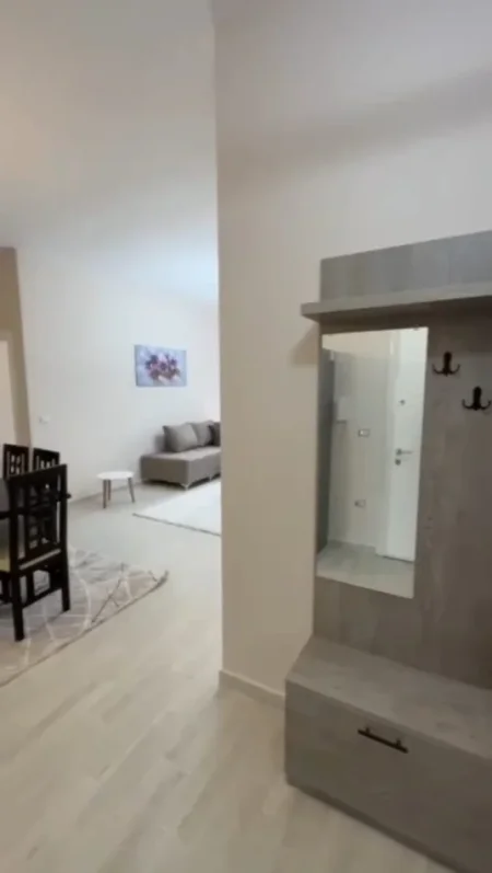 Tirane, jepet me qera apartament 1+1 Kati 4, 75 m² 500 € (Astir)