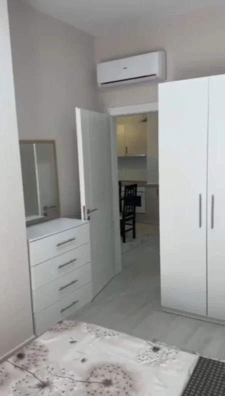 Tirane, jepet me qera apartament 1+1 Kati 4, 75 m² 500 € (Astir)