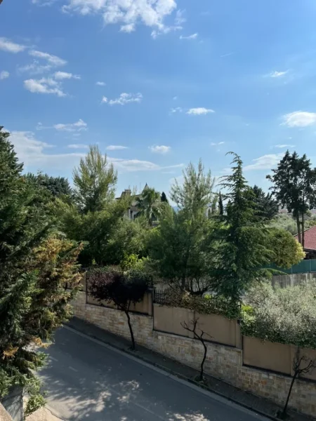 Tirane, shitet apartament 3+1 Kati 1, 577 m² 677.000 € (Rruga Dalip Topi)