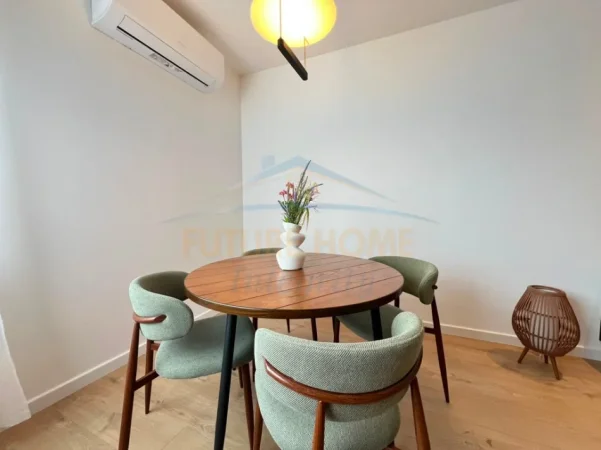 Tirane, jepet me qera apartament 1+1+Ballkon Kati 7, 72 m² 650 € (Shkolla e Baletit)