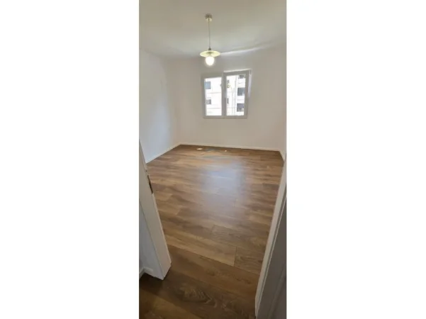 Tirane, shitet apartament 1+1+Ballkon Kati 3, 59 m² 140.000 € (Rruga Ndre Mjeda)