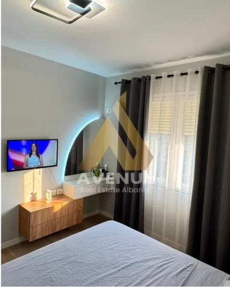 Tirane, shitet apartament 2+1 Kati 6, 82 m² 110.000 € (Bulevardi Blu)