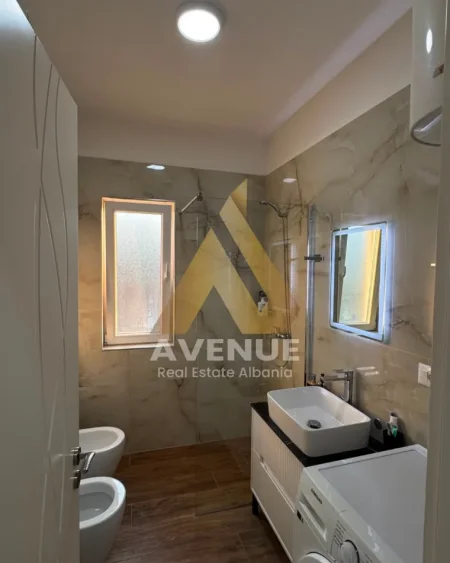 Tirane, shitet apartament 2+1 Kati 6, 82 m² 110.000 € (Bulevardi Blu)