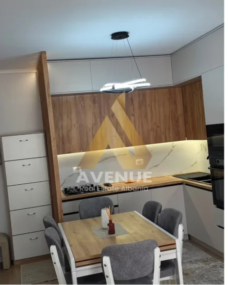 Tirane, shitet apartament 2+1 Kati 6, 82 m² 110.000 € (Bulevardi Blu)