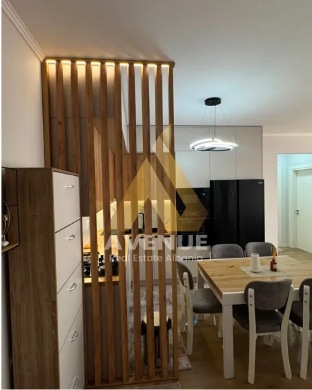Tirane, shitet apartament 2+1 Kati 6, 82 m² 110.000 € (Bulevardi Blu)