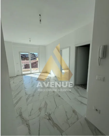 Tirane, jepet me qera apartament 1+1 Kati 1, 65 m² 550 € (Rruga Dritan Hoxha)